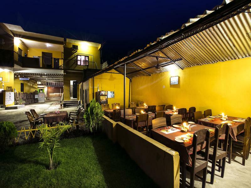 Sauraha Nana Hotel Exteriér fotografie